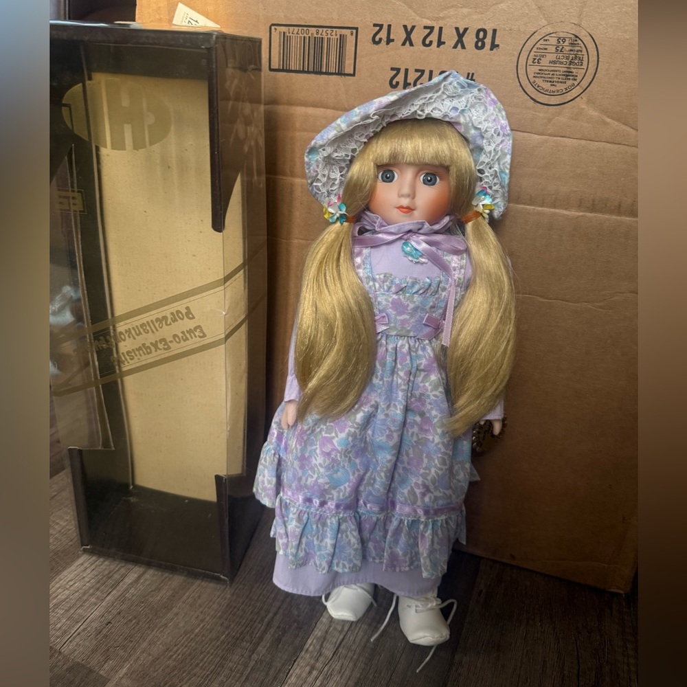 Vintage Handmade Euro-Exuisite Porcelain Doll by Chili Creations